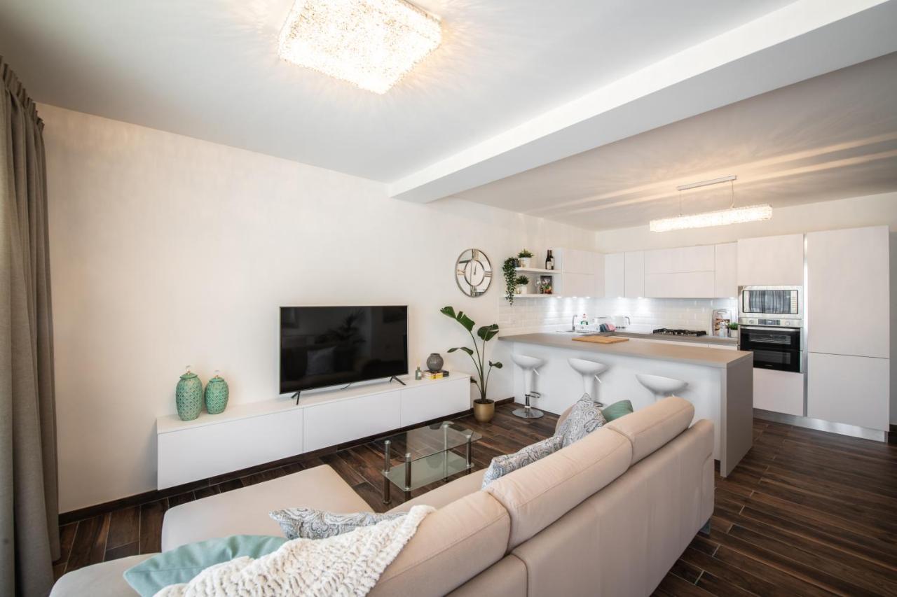 Electra Residence - Luxury Central Beachview Apartment Marsalforn Exterior foto